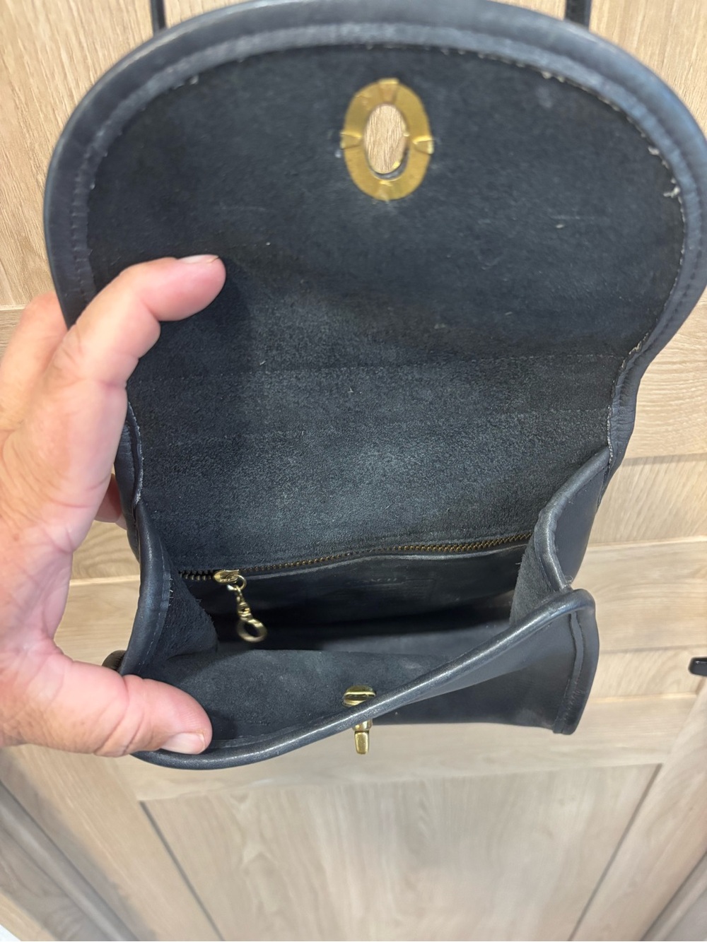 Vintage Coach Purse Regina 9985 Navy Glove Leather Satchel 90s USA Brass - Picture 5 of 6